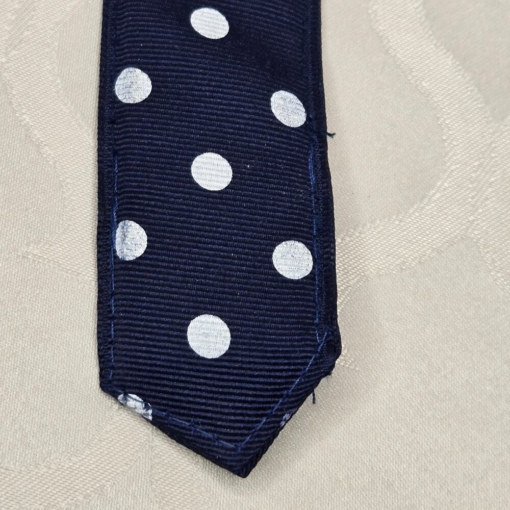 BARRONS HUNTER Navy and White Polka Dot Grosgrain Ribbon Belt with Silver Buckle - Picture 5 of 7